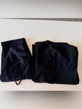 Mandela Black V-Neck Scrub Top/Bottom set